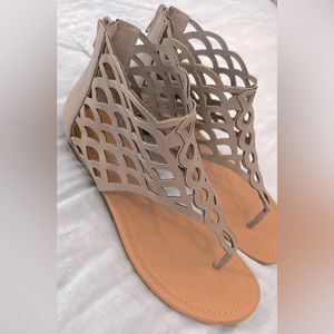 City Classified sandals
